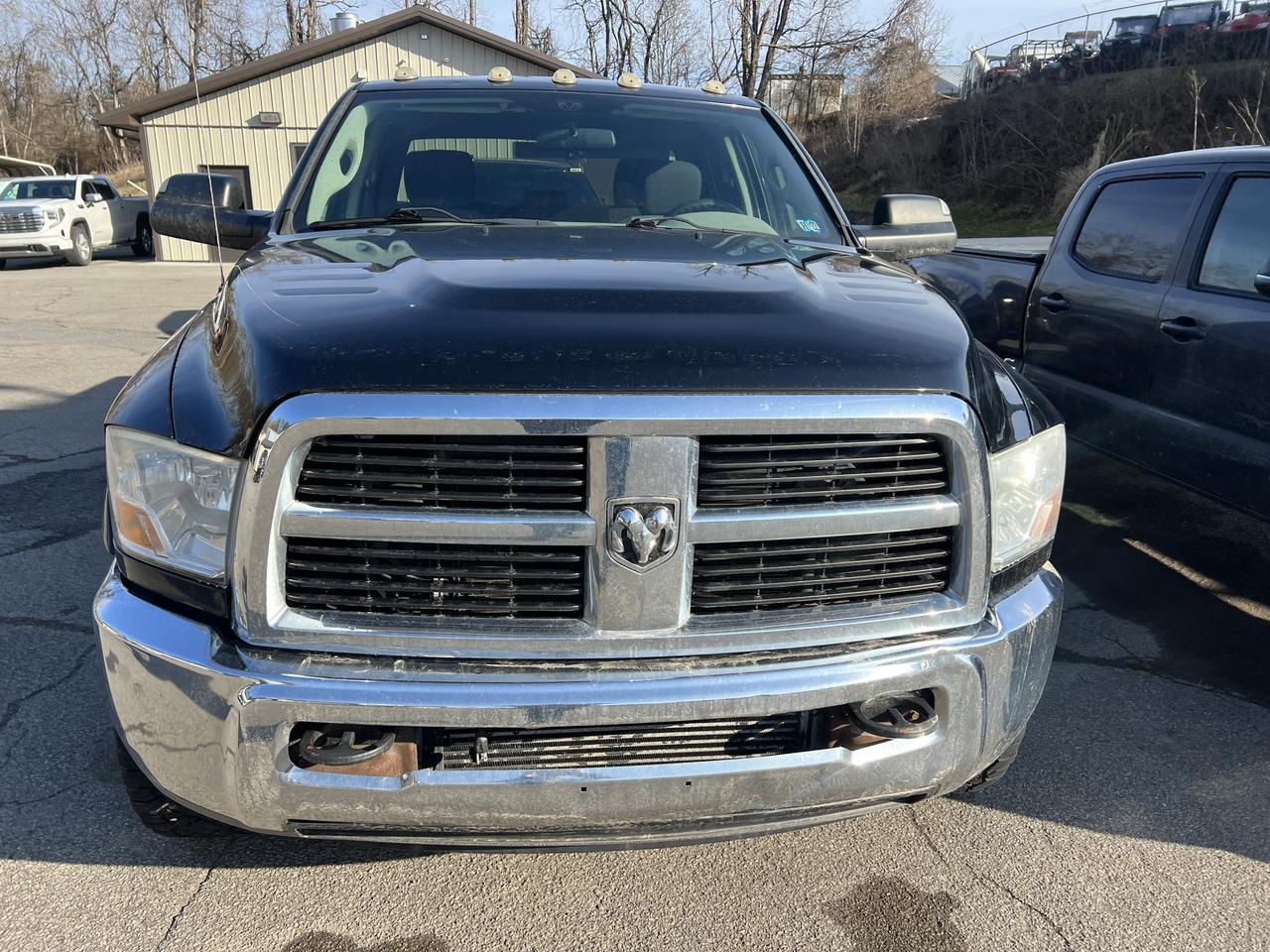 RAM2500 CREW CAB 4X42