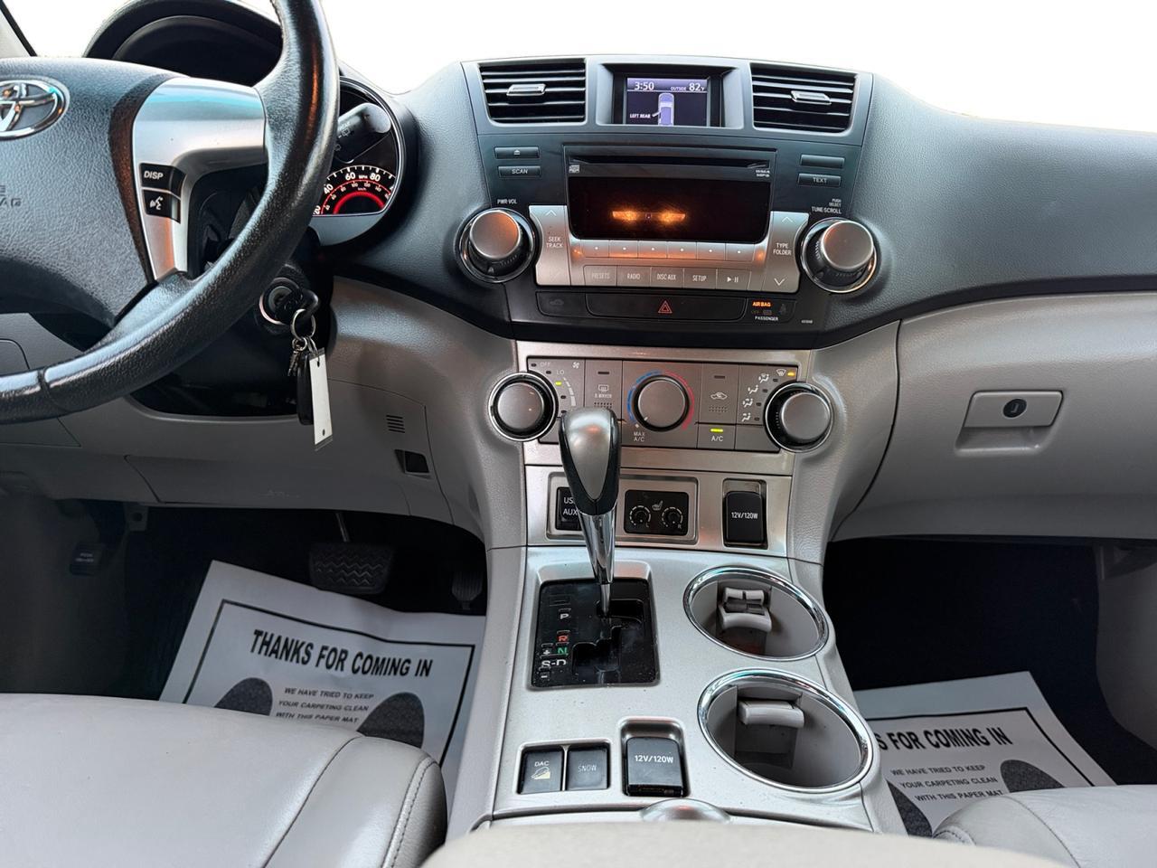 2012 TOYOTA HIGHLANDER SE Kansas City MO 2012 TOYOTA HIGHLANDER SE Kansas City MO
