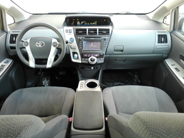 2012 Toyota Prius v Two 2012 Toyota Prius v Two