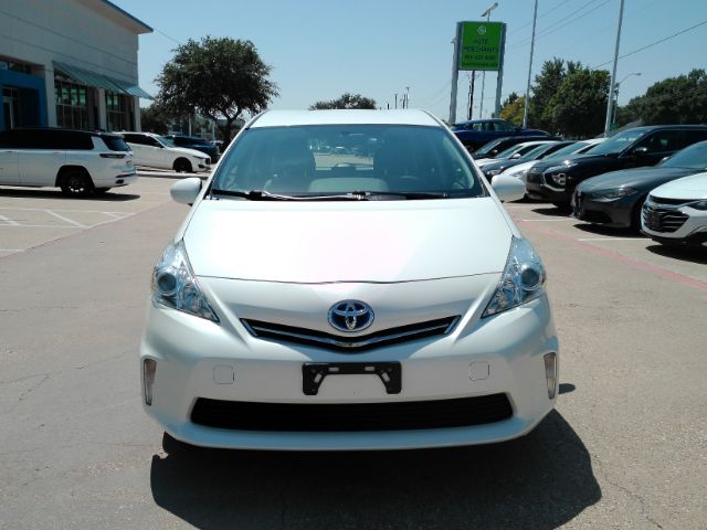 2012 Toyota Prius v Two 2012 Toyota Prius v Two