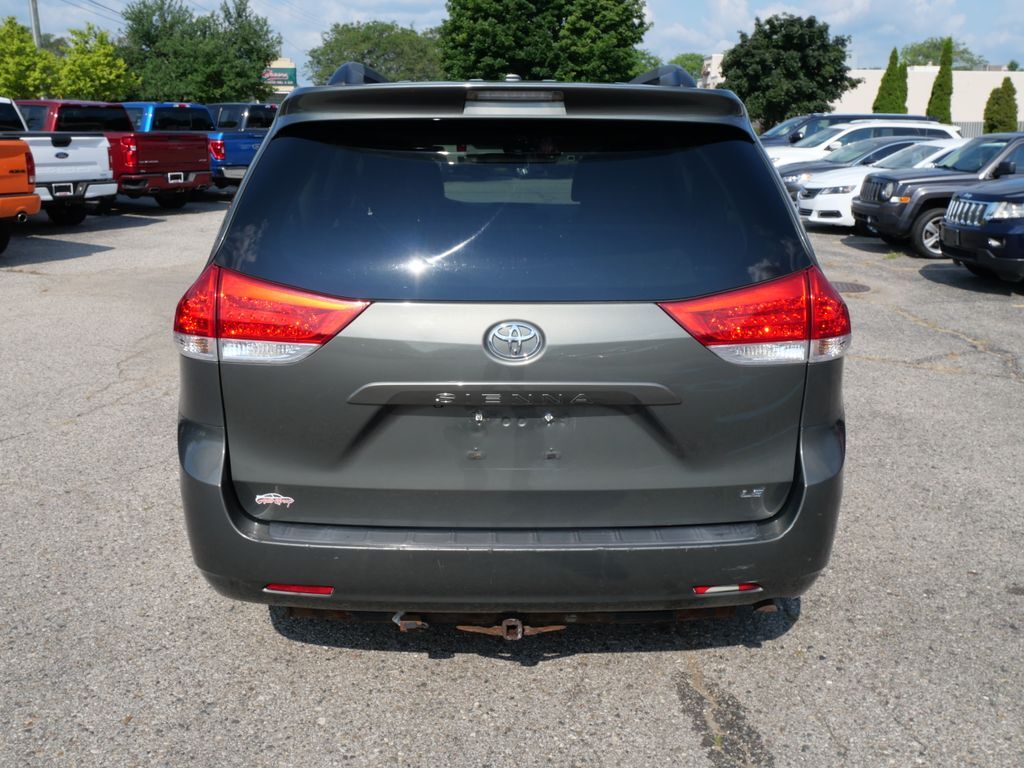 2012 Toyota Sienna LE Mt Pleasant MI