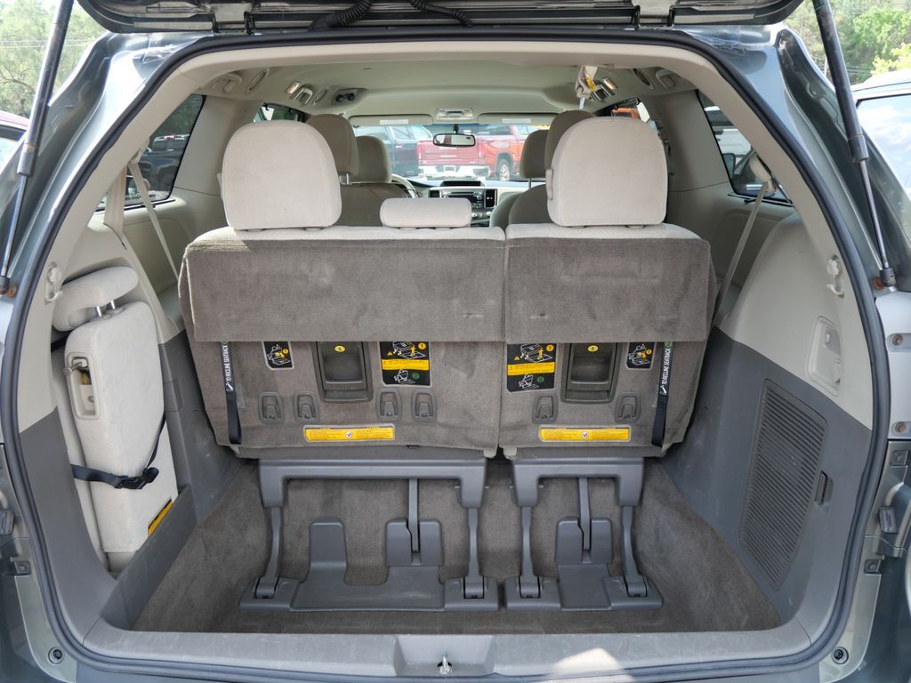 2012 Toyota Sienna LE Mt Pleasant MI