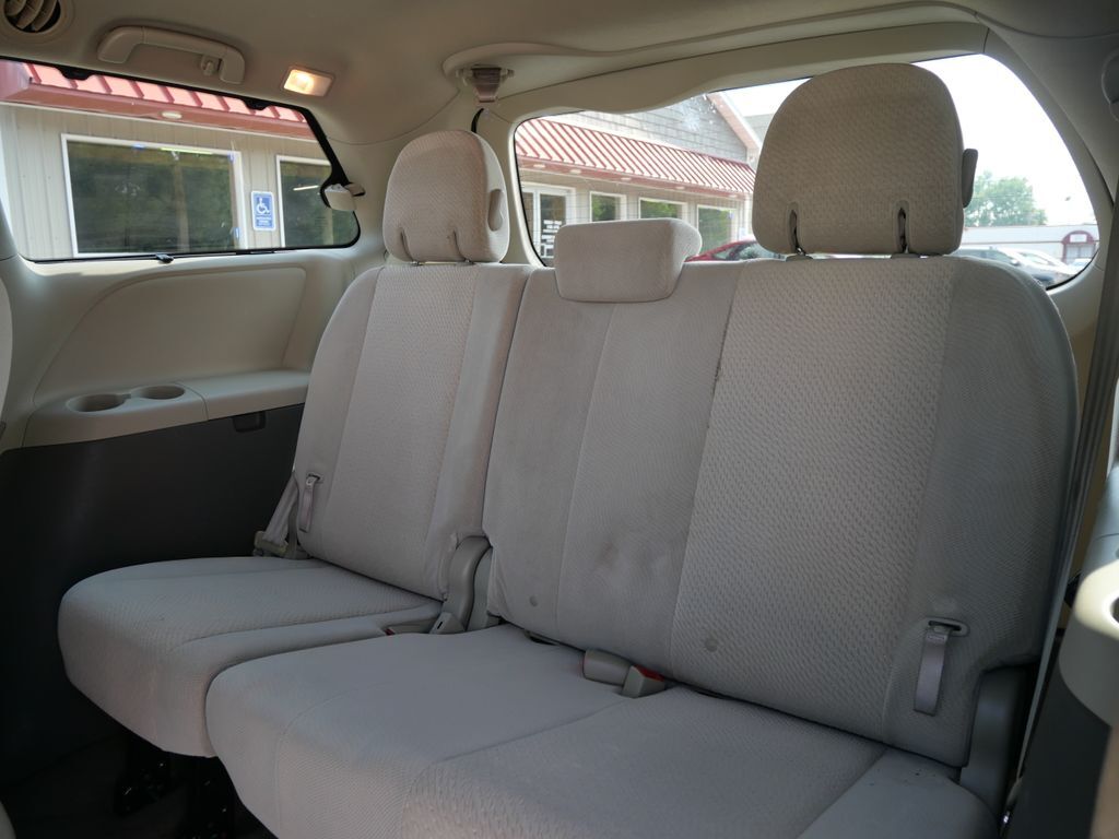 2012 Toyota Sienna LE Mt Pleasant MI
