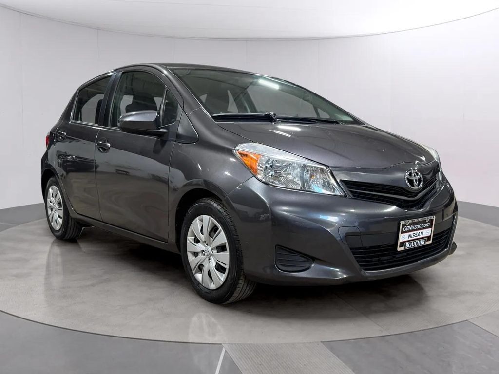2012 Toyota Yaris LE