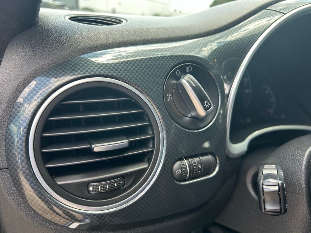 2012 Volkswagen Beetle 2.0 TSi Tampa FL