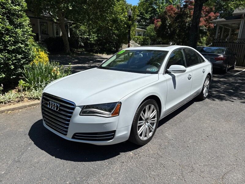 2013 Audi A8 L 3.0T quattro AWD 2013 Audi A8 L 3.0T quattro AWD