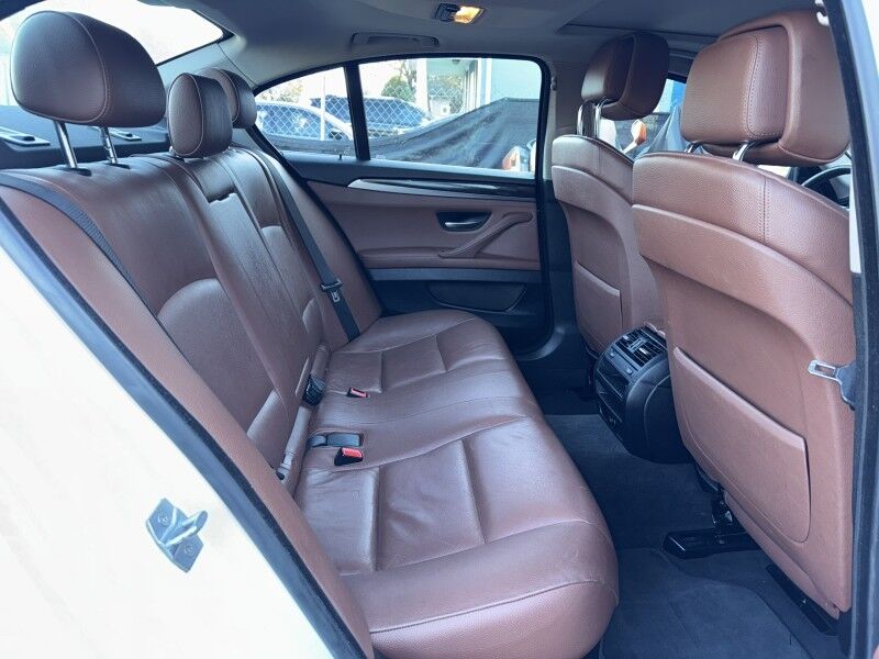 2013 BMW 5 Series 528i xDrive AWD w/ Premium Package Arlington VA