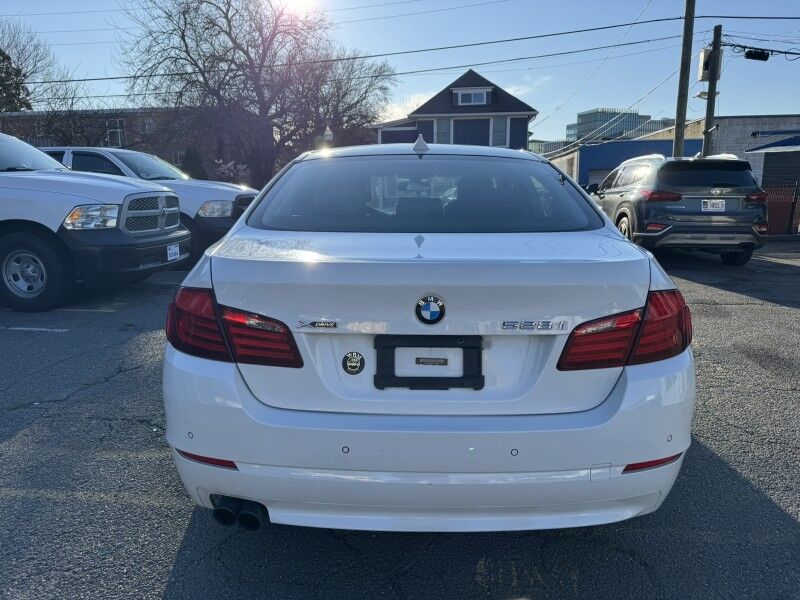 2013 BMW 5 Series 528i xDrive AWD w/ Premium Package Arlington VA
