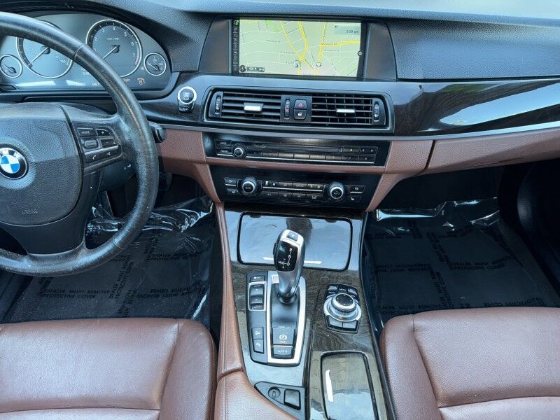 2013 BMW 5 Series 528i xDrive AWD w/ Premium Package Arlington VA