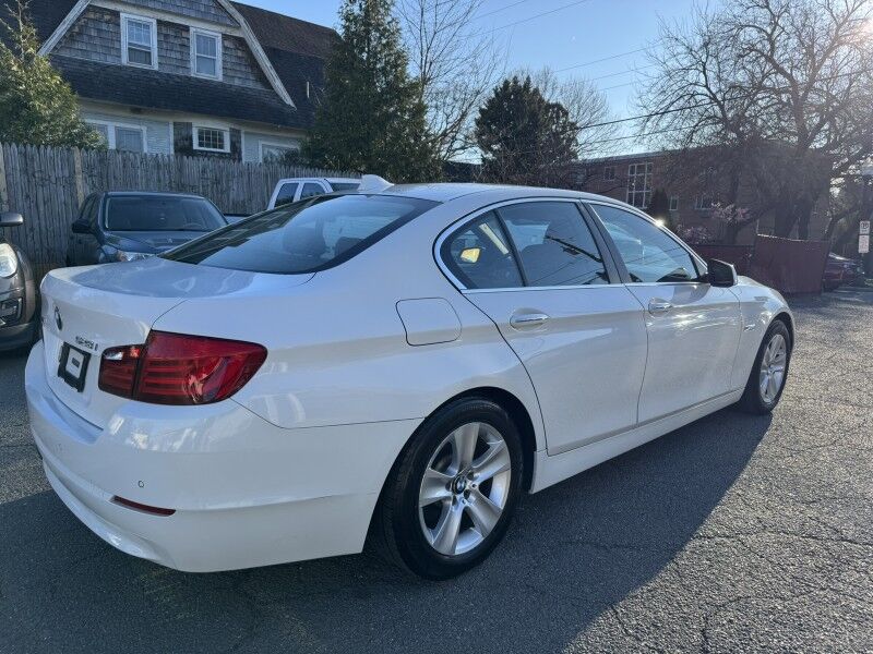 2013 BMW 5 Series 528i xDrive AWD w/ Premium Package Arlington VA