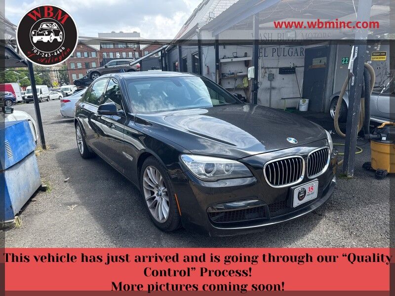 2013 BMW 7 Series 740Li xDrive w/ M Sport Package 2013 BMW 7 Series 740Li xDrive w/ M Sport Package