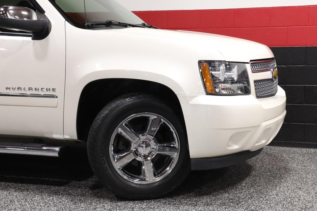 2013 Chevrolet Avalanche LTZ 4WD Black Diamond Edition 4dr Truck 2013 Chevrolet Avalanche LTZ 4WD Black Diamond Edition 4dr Truck