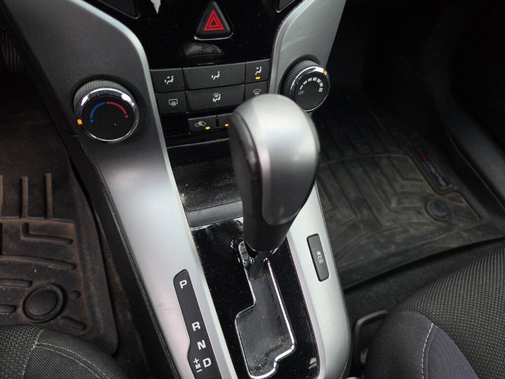 2013 Chevrolet Cruze 1LT
