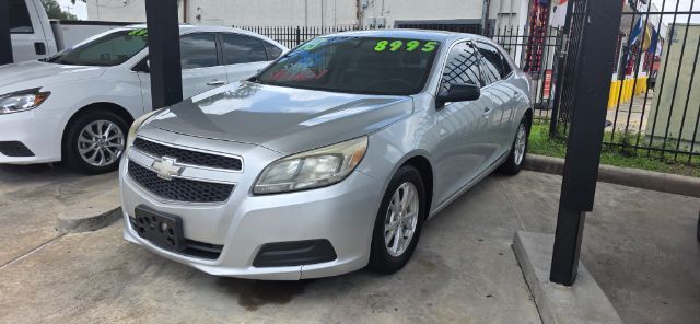 2013 Chevrolet Malibu LS 2013 Chevrolet Malibu LS