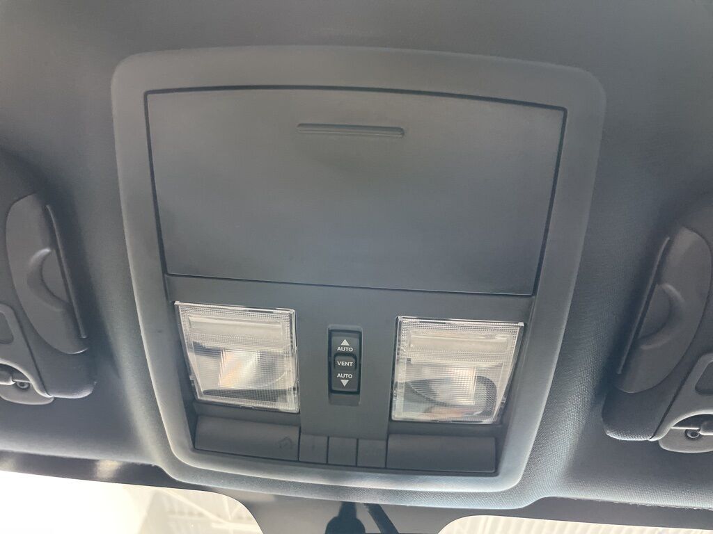 2013 Dodge Challenger SRT8 RWD Fond du Lac WI 2013 Dodge Challenger SRT8 RWD Fond du Lac WI