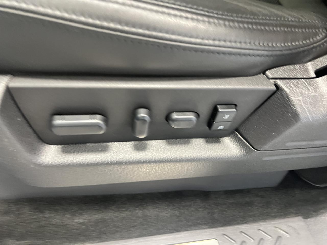 FORDF150 CREW CAB 4X420