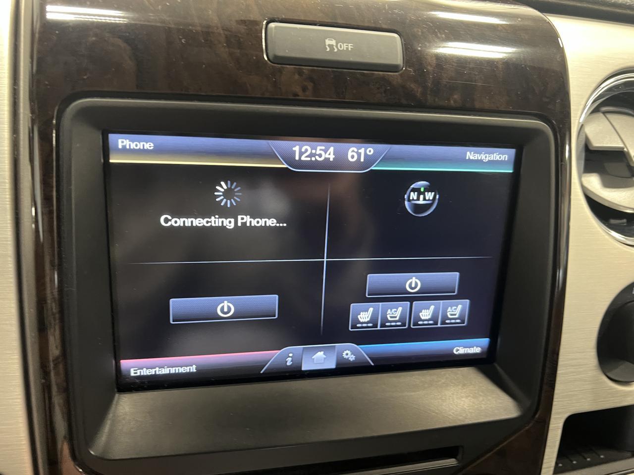 FORDF150 CREW CAB 4X428