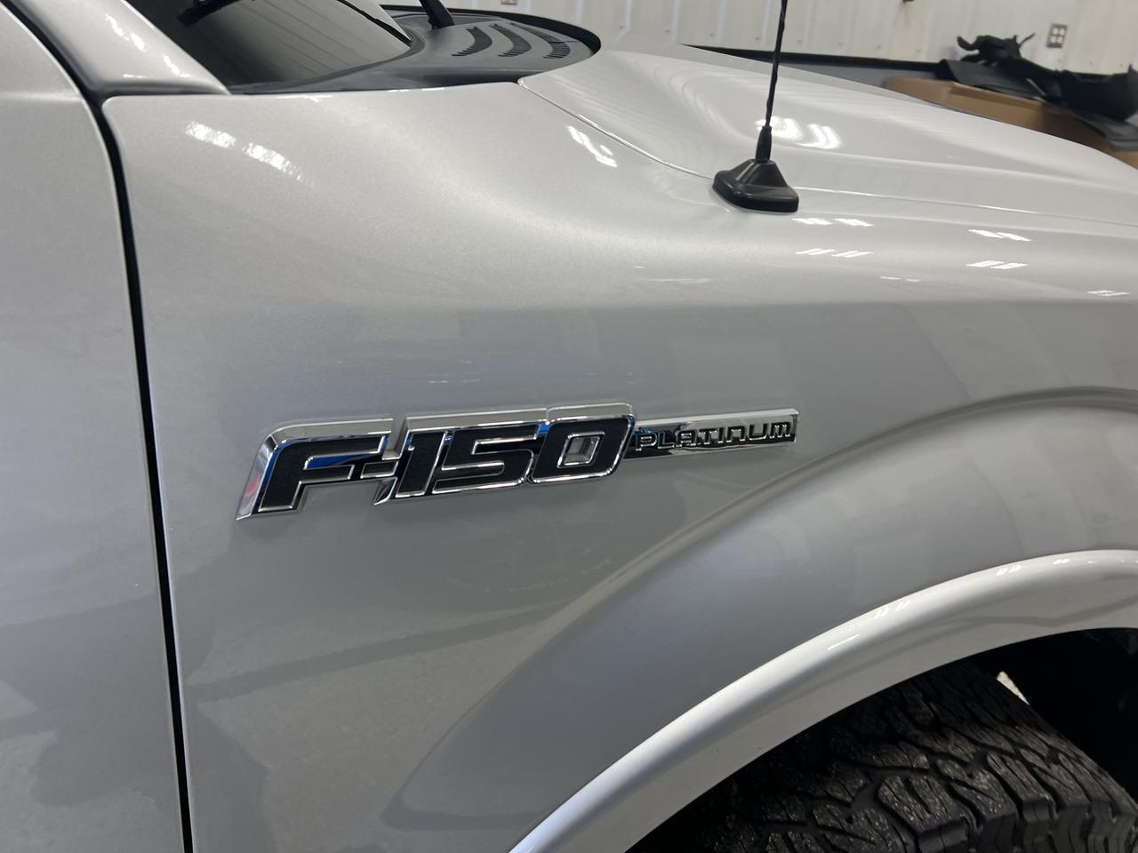 FORDF150 CREW CAB 4X412