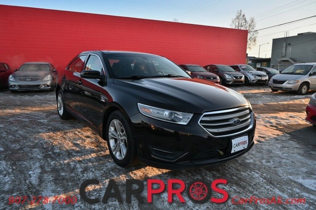 2013 Ford Taurus SEL's photo
