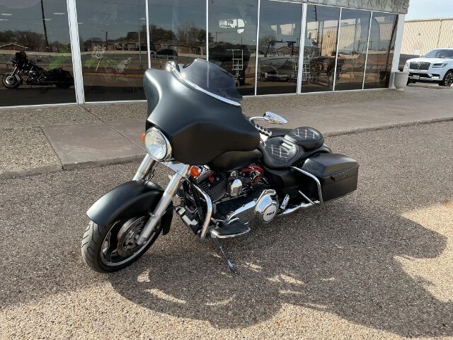 2013 Harley-Davidson FLHXI -