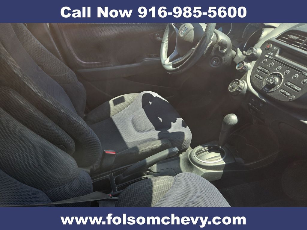 2013 Honda Fit Sport 2013 Honda Fit Sport