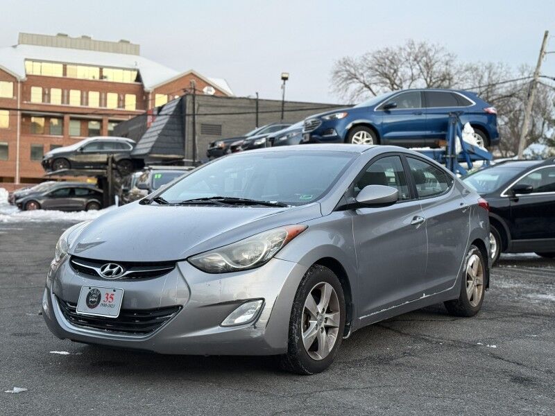 2013 Hyundai Elantra GLS 2013 Hyundai Elantra GLS