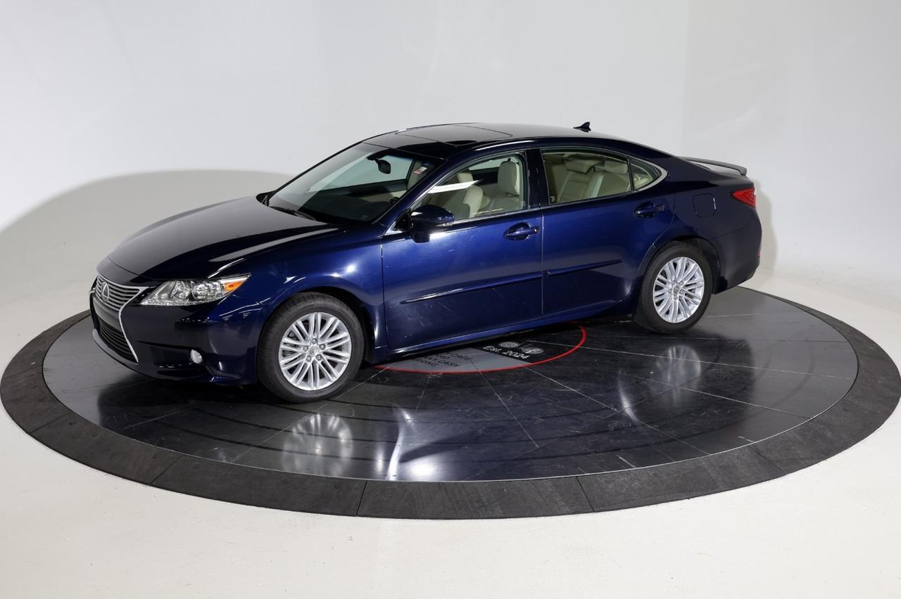 2013 Lexus ES 350 4dr Sdn 2013 Lexus ES 350 4dr Sdn