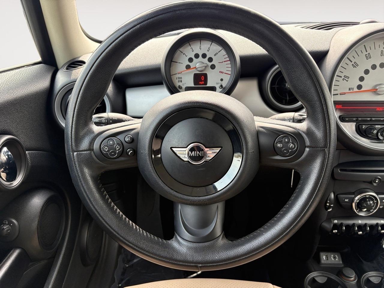 2013 MINI Cooper Hardtop BLUETOOTH, AUTO START/STOP, TRACTION CONTROL, REMOTE KEYLESS ENTRY, LOW MILEAGE, CLEAN CARFAX, KEEP IT COOL IN THIS MINI COOPER! Virginia Beach VA 2013 MINI Cooper Hardtop BLUETOOTH, AUTO START/STOP, TRACTION CONTROL, REMOTE KEYLESS ENTRY, LOW MILEAGE, CLEAN CARFAX, KEEP IT COOL IN THIS MINI COOPER! Virginia Beach VA