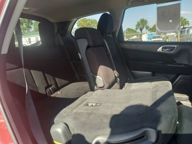 2013 Nissan Pathfinder S 4WD Bradenton FL 2013 Nissan Pathfinder S 4WD Bradenton FL