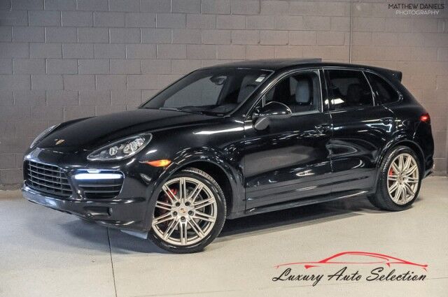 2013_Porsche_Cayenne GTS_4dr SUV_ Chicago IL