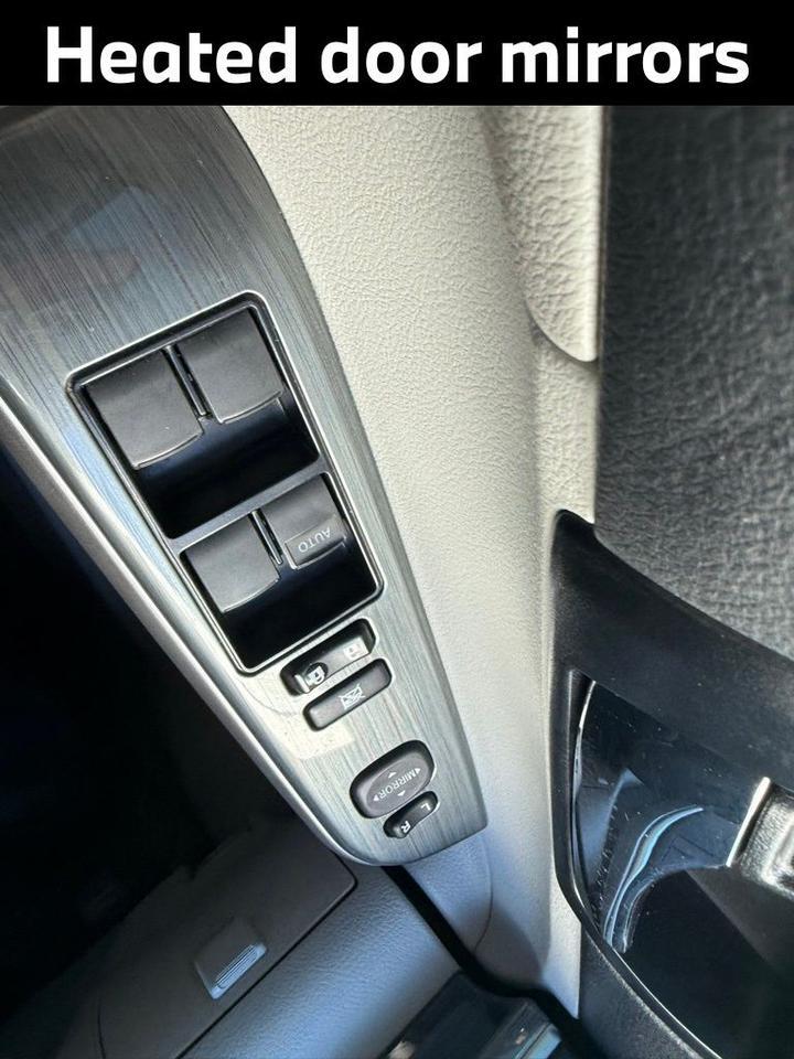 2013 Toyota Camry Hybrid XLE