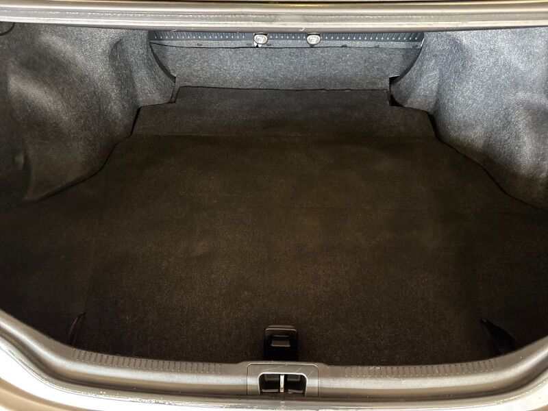 2013 Toyota Camry LE FWD Arlington VA