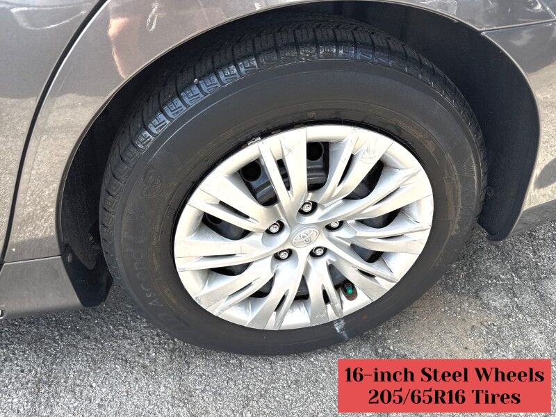 2013 Toyota Camry LE FWD Arlington VA