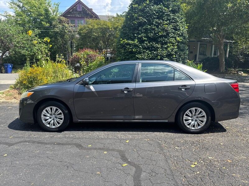 2013 Toyota Camry LE FWD Arlington VA