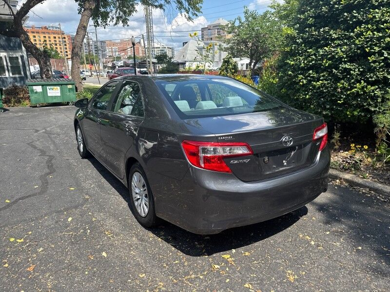 2013 Toyota Camry LE FWD Arlington VA