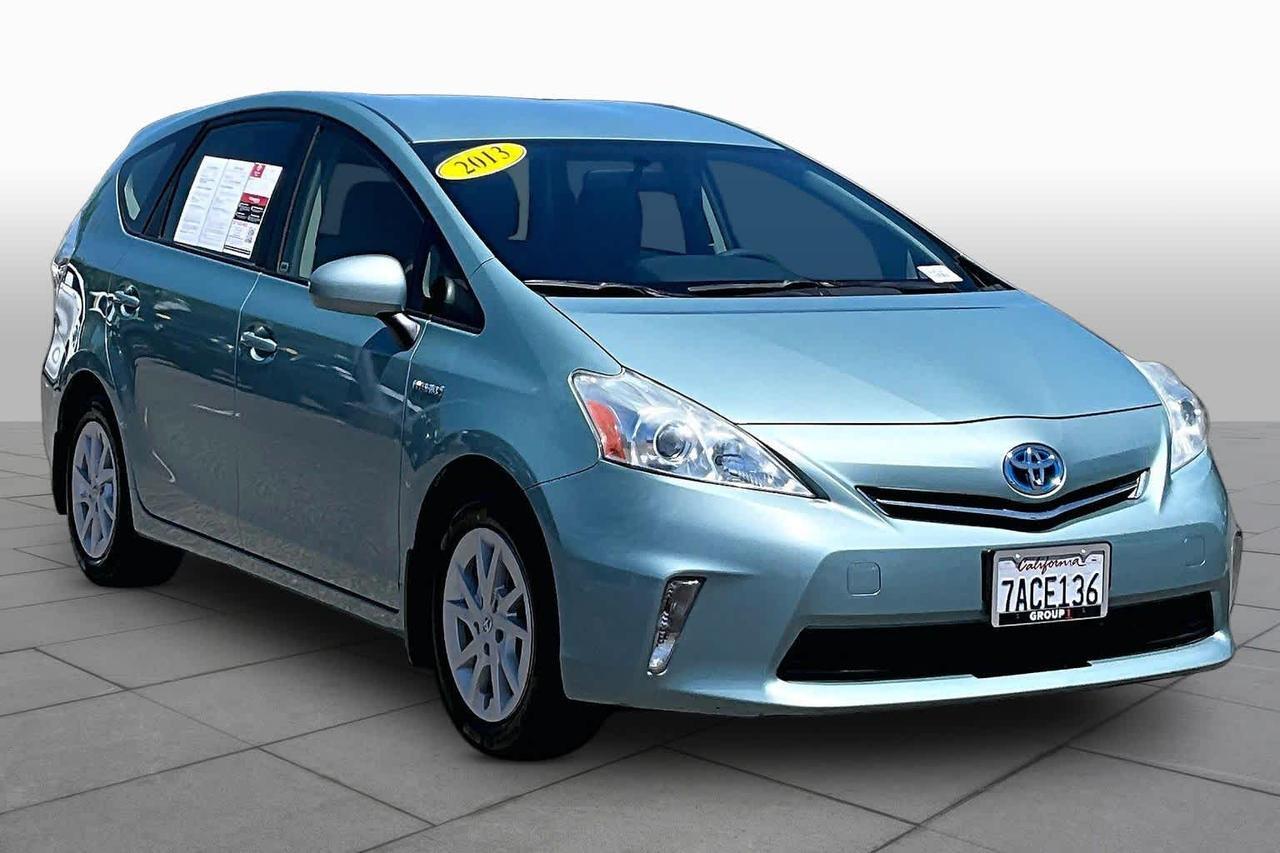 2013 Toyota Prius V Two 2013 Toyota Prius V Two