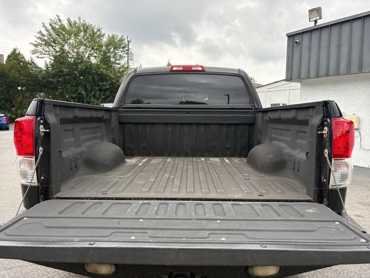 2013 Toyota Tundra 4WD Truck CUSTOM FUEL BLACK WHEELS, BED LINER, TOW PACKAGE, KEYLESS ENTRY, REAR BUMPER STEP, RANCH HAND BRUSH GUARD, POWER DRIVER SEATS, THIS TRUCK IS READY TO RIP! Virginia Beach VA 2013 Toyota Tundra 4WD Truck CUSTOM FUEL BLACK WHEELS, BED LINER, TOW PACKAGE, KEYLESS ENTRY, REAR BUMPER STEP, RANCH HAND BRUSH GUARD, POWER DRIVER SEATS, THIS TRUCK IS READY TO RIP! Virginia Beach VA