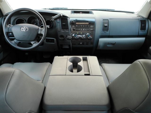 2013 Toyota Tundra Grade 4.6L V8 2013 Toyota Tundra Grade 4.6L V8
