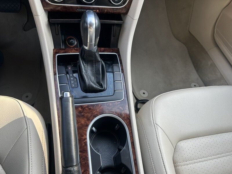 2013 Volkswagen Passat SEL Premium Webster MA 2013 Volkswagen Passat SEL Premium Webster MA
