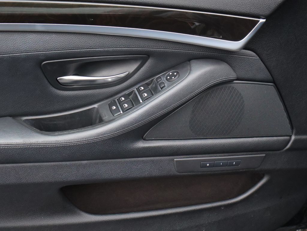 2014 BMW 5 Series 528i xDrive