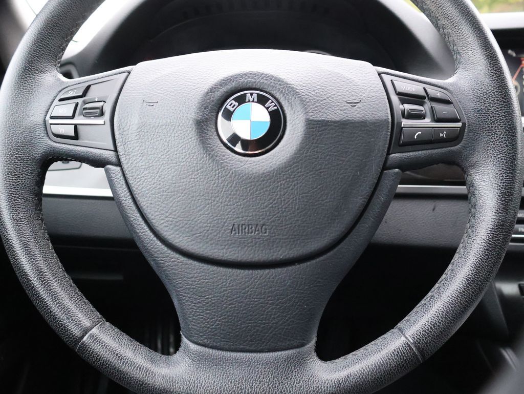 2014 BMW 5 Series 528i xDrive