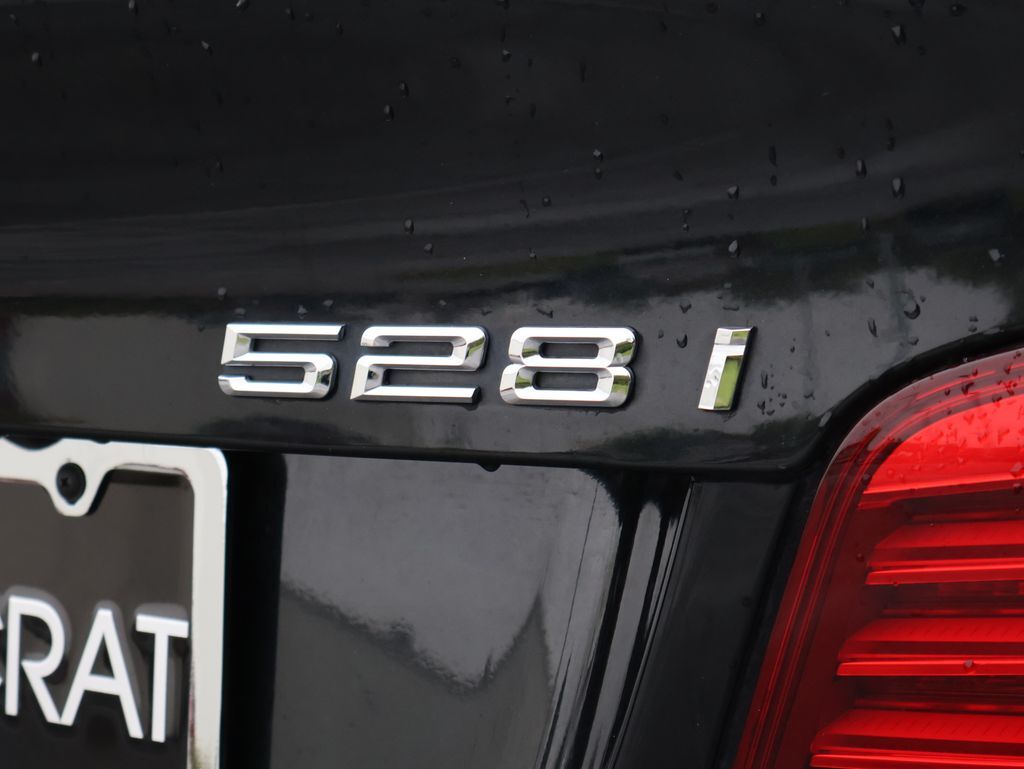2014 BMW 5 Series 528i xDrive