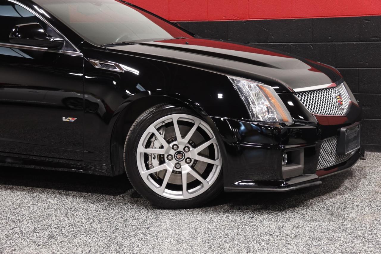 2014 Cadillac CTS-V 2dr Coupe 2014 Cadillac CTS-V 2dr Coupe