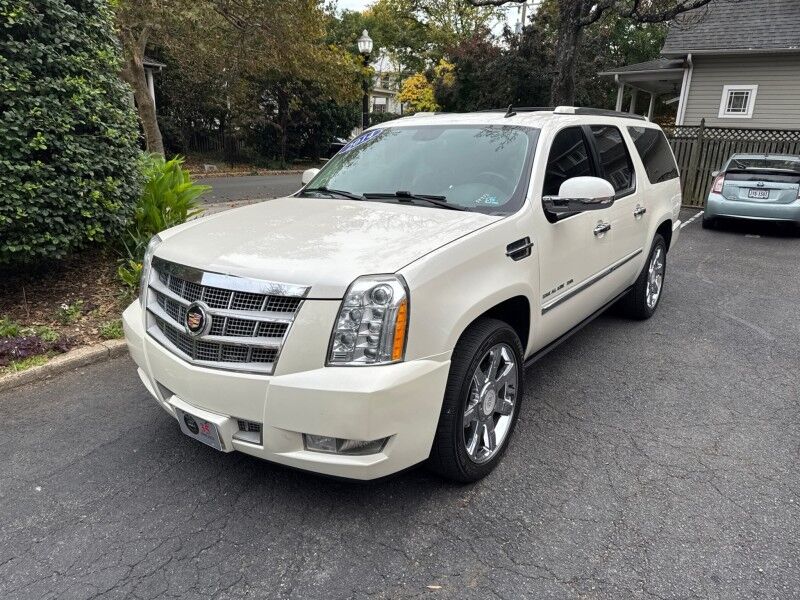 2014 Cadillac Escalade ESV AWD Platinum w/ Preferred Equipment Group 2014 Cadillac Escalade ESV AWD Platinum w/ Preferred Equipment Group