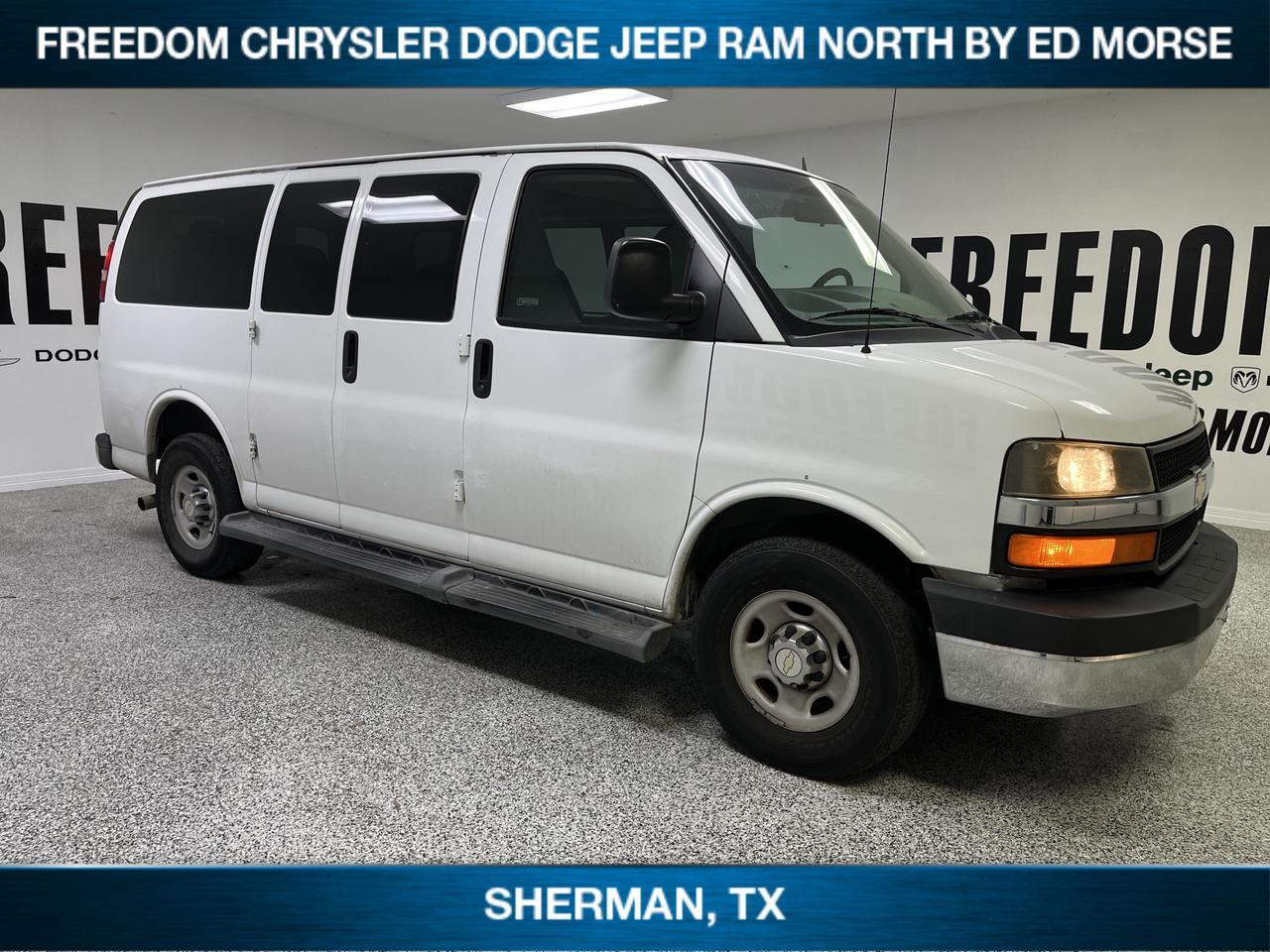 2014 Chevrolet Express Passenger LT Sherman TX