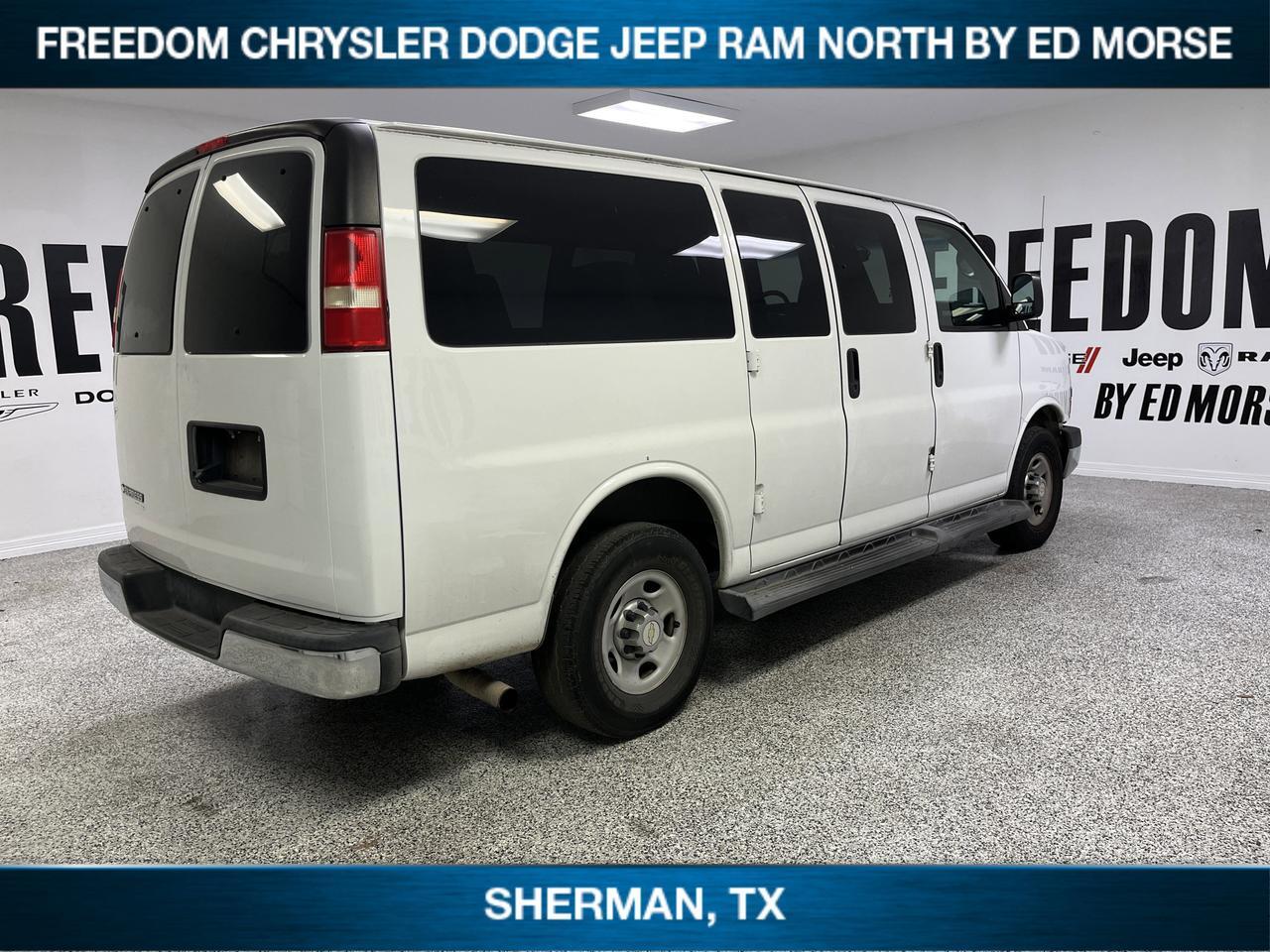 2014 Chevrolet Express Passenger LT Sherman TX