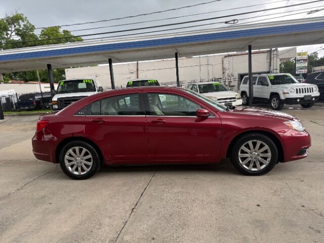 2014 Chrysler 200 Touring 2014 Chrysler 200 Touring
