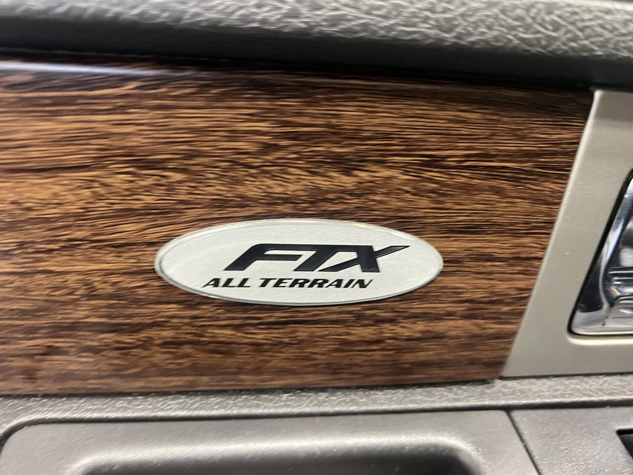 FORDF150 CREW CAB 4X418