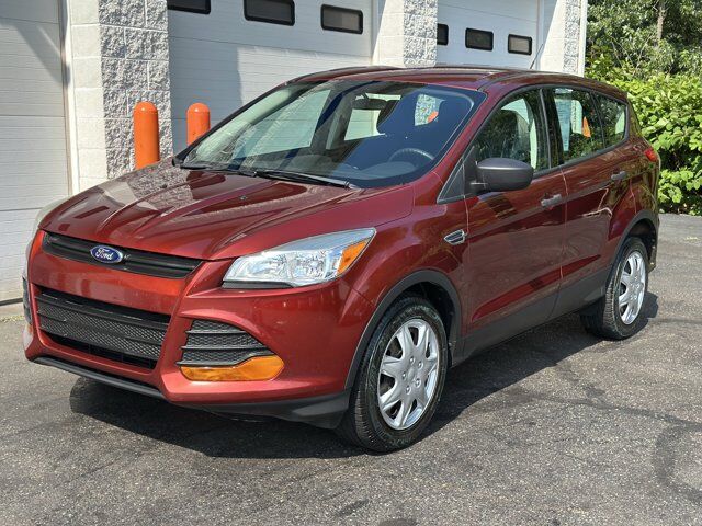 2014 Ford Escape S Akron OH