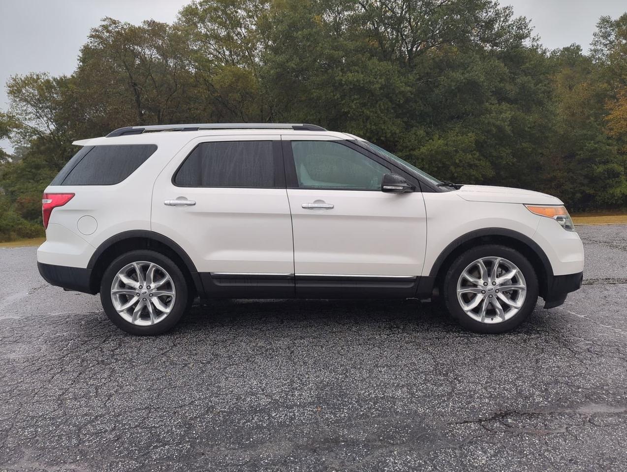 2014 Ford Explorer XLT Appleton WI 2014 Ford Explorer XLT Appleton WI
